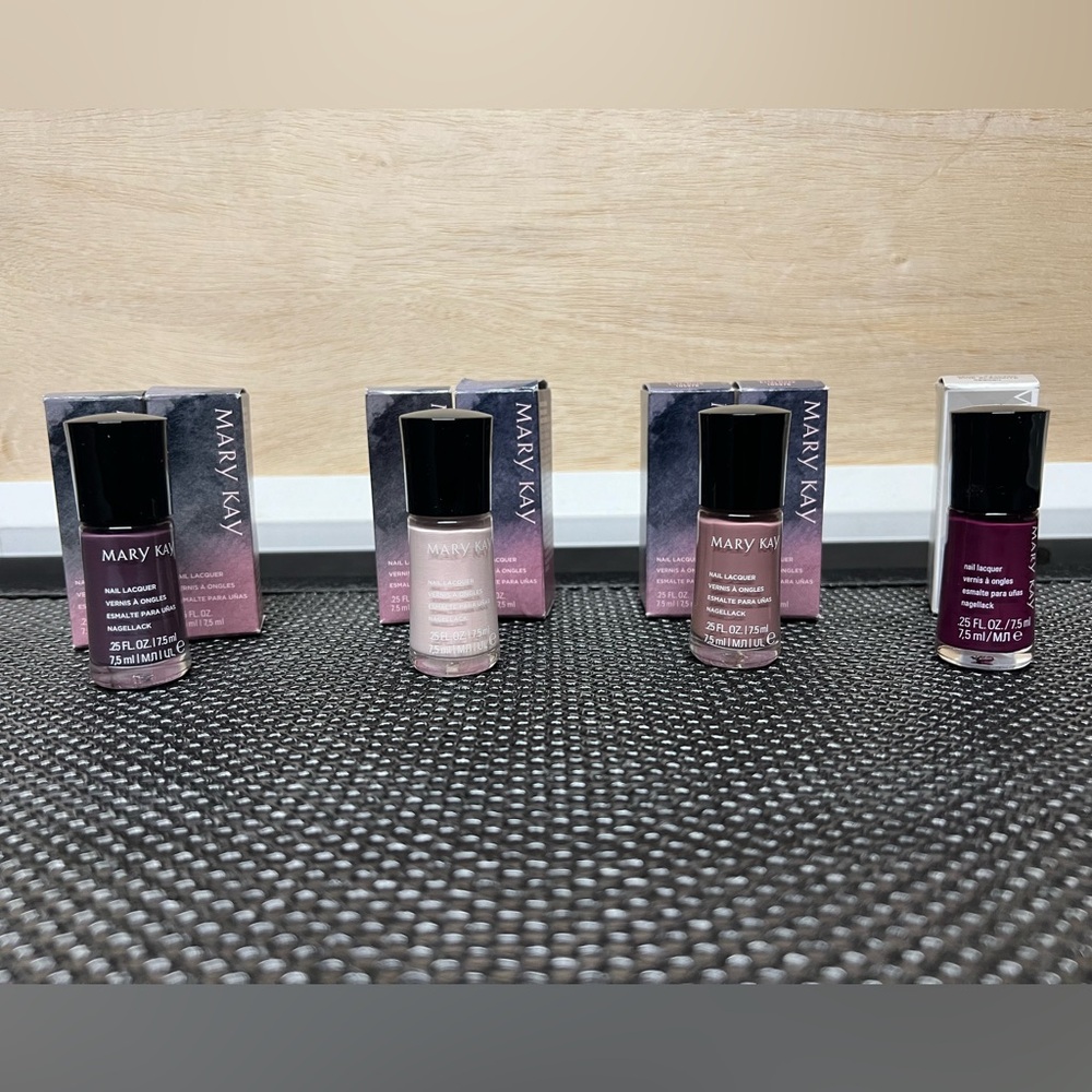 MARY KAY Nail Lacquer x7 bottles
